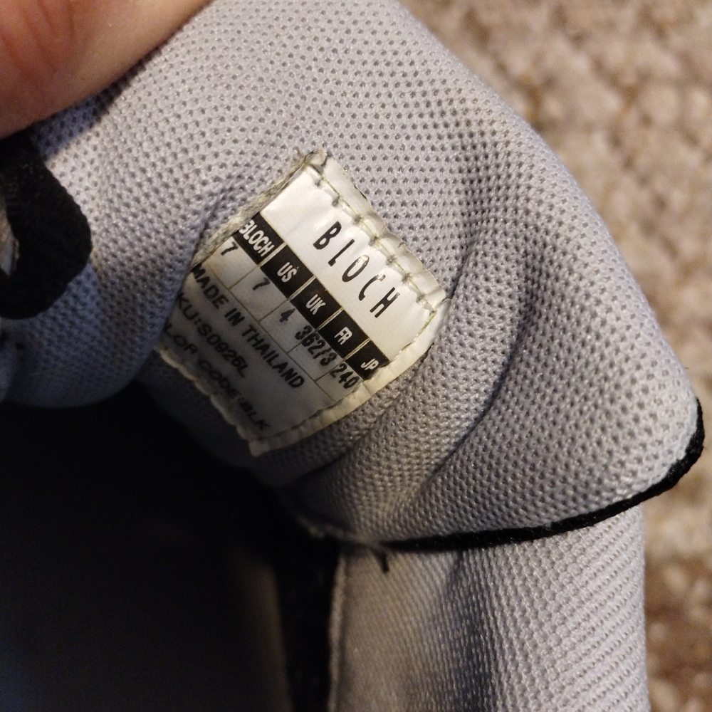 BLOCH Element Dance Sneaker - Picture 7 of 7